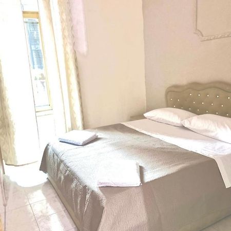 Apartament Santa Maria House Neapol Zewnętrze zdjęcie