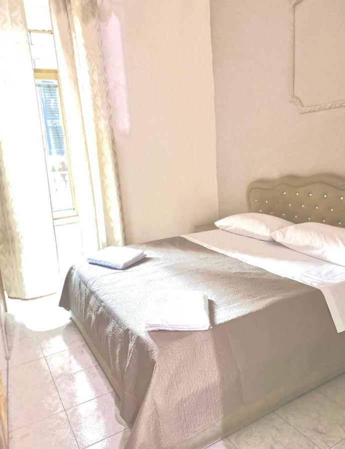Apartament Santa Maria House Neapol Zewnętrze zdjęcie